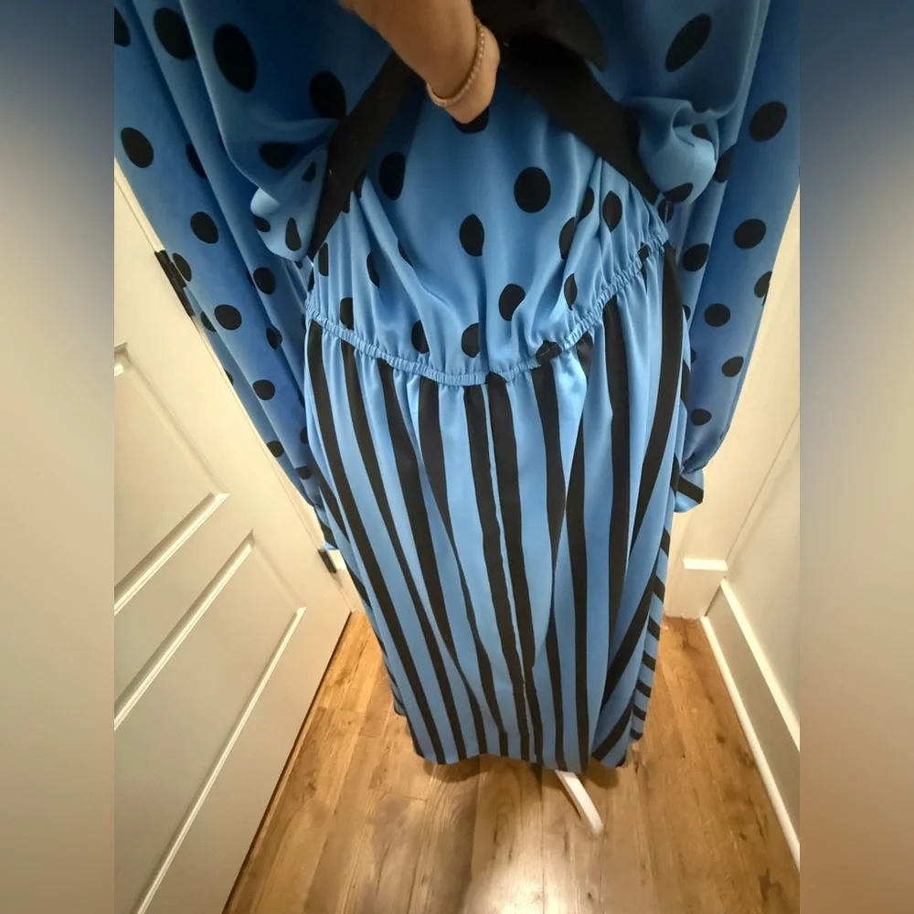 Vintage. Egon von Furstenberg. Polka Dot/Stripe Belted Shirt Dress. Blue/Black 8 - Picture 6 of 10